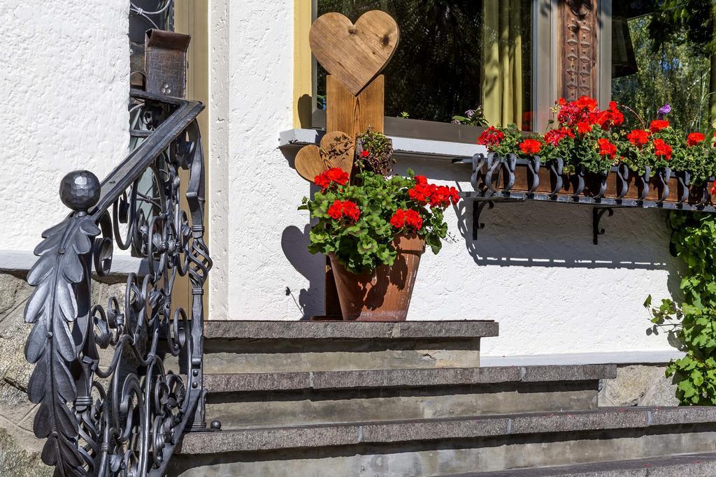 Hotel Dolomiten Monguelfo-Tesido / Welsberg-Taisten Esterno foto