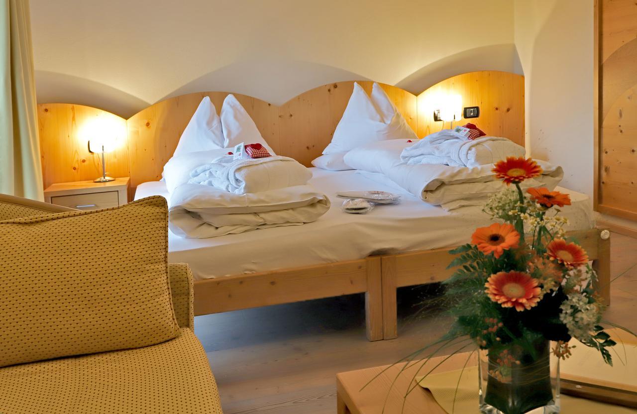 Hotel Dolomiten Monguelfo-Tesido / Welsberg-Taisten Esterno foto