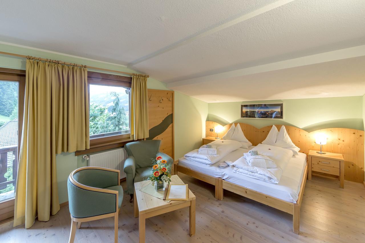 Hotel Dolomiten Monguelfo-Tesido / Welsberg-Taisten Esterno foto
