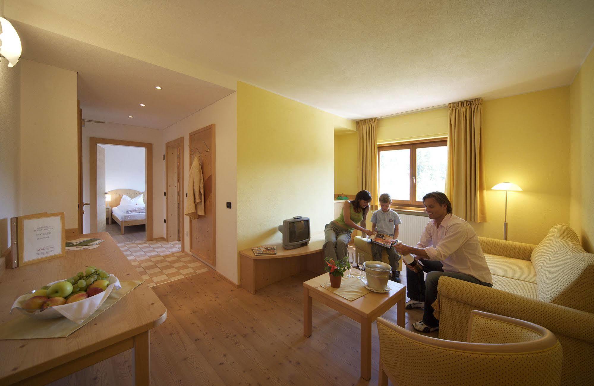 Hotel Dolomiten Monguelfo-Tesido / Welsberg-Taisten Esterno foto