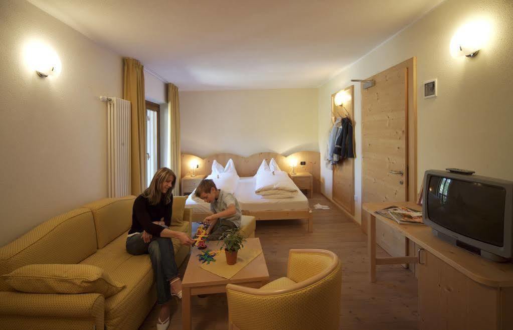 Hotel Dolomiten Monguelfo-Tesido / Welsberg-Taisten Esterno foto